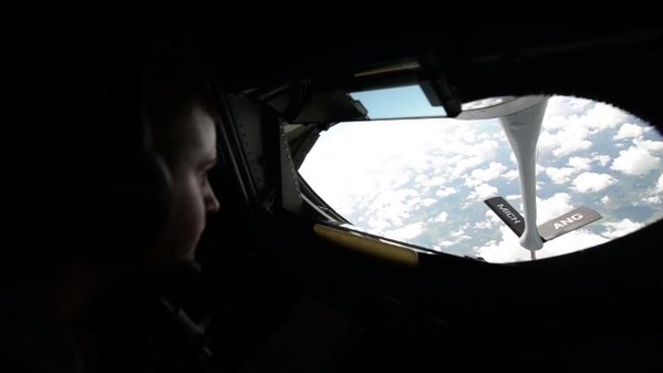 #USAirForce: KC-135 Refueling a B-1B over Latvia today (June 8, 2017)