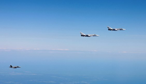 More intercepted aircrafts by @FinnishAirForce: Sukhoi Su-27, Ilyushin Il-22 and Sukhoi Su-27, Finnish Air Force F/A-18 and Sukhoi Su-24s, Beriev A-50  