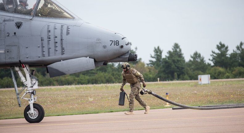 Maryland @MDNG @175thWing continues its training in Estonia. Exercising over Saaremaa, landing and refueling at Kuressaare airfield.  