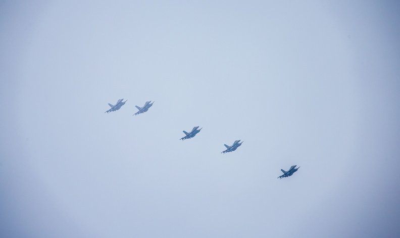 Today 12 US F-16's from Ohio Air National Guard landed at Ämari Air Base, Estonia