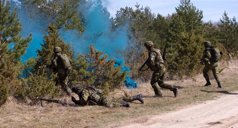 U.S Marines are participating for the first time in Exercise SIIL, a full alert drill for Estonian troops. With 15,000 personnel taking part, Estonia invited foreign observers to follow the exercise, highlighting NATO's commitment to transparency