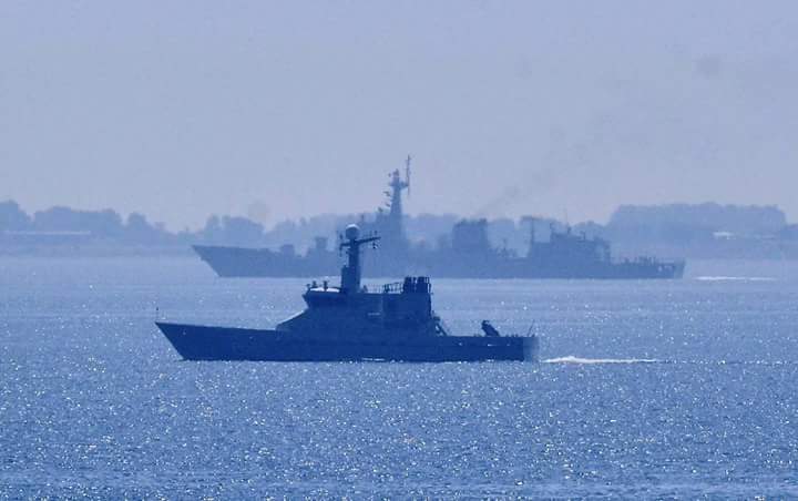 Pakistani Zulfiquar-class frigate Aslat passed Great Belt and Fehmarn on her way to St. Petersburg. The ship was shaddowed by Royal Danish Navy. It is the first time that a modern Pakistani Missile ship is in the Baltic.   