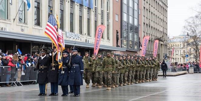 Yesterday, U.S. servicemen and women participated in the  Estonian Independence Day parade in Tallinn alongside many other @NATO Allies.