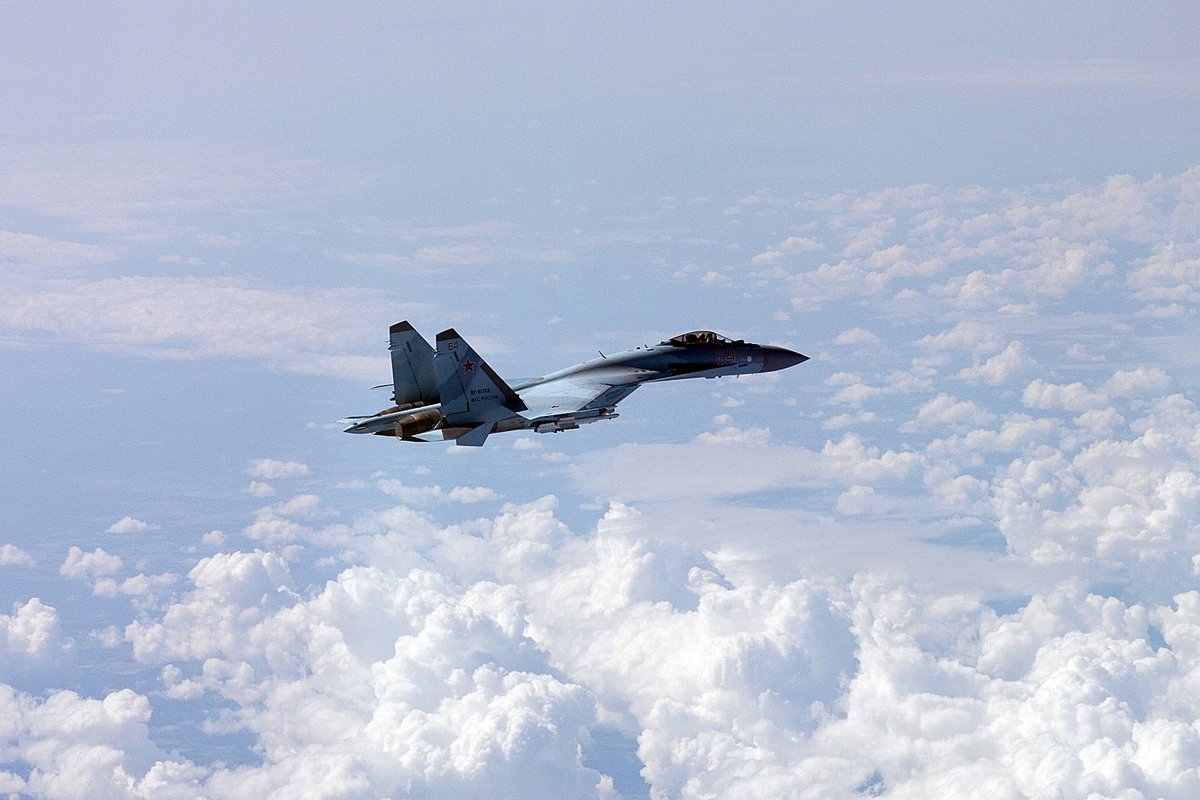 Finnish Air Force intercepts Russian Tu-160, A-50, and Su-35s over the Baltic Sea   