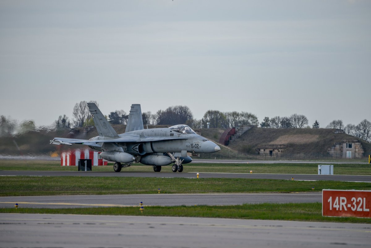 Spanish Air Force F-18 have landed yesterday on Lithuanian soil for #BalticAirPolicingMission 