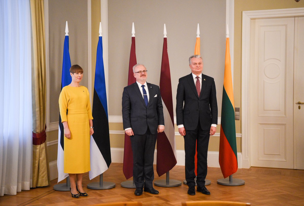President of Lithuania: As the world commemorates VEDay75 of WWII we must remember that the occupation of the Baltics lasted for decades after WWII. Independence was restored and the Soviet army left our countries only in the 1990s. Joint Statement by Estonia-Lithuania-Latvia Presidents
