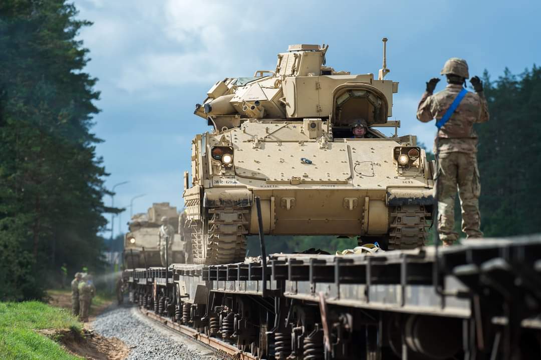 Second batch of @USArmy equipment, including Bradley vehicles belonging to the 2nd Battalion, 69th Armor Regiment, 2nd Armored Brigade Combat Team, @3rd_Infantry, arrived in Lithuania in support of Operation Atlantic Resolve