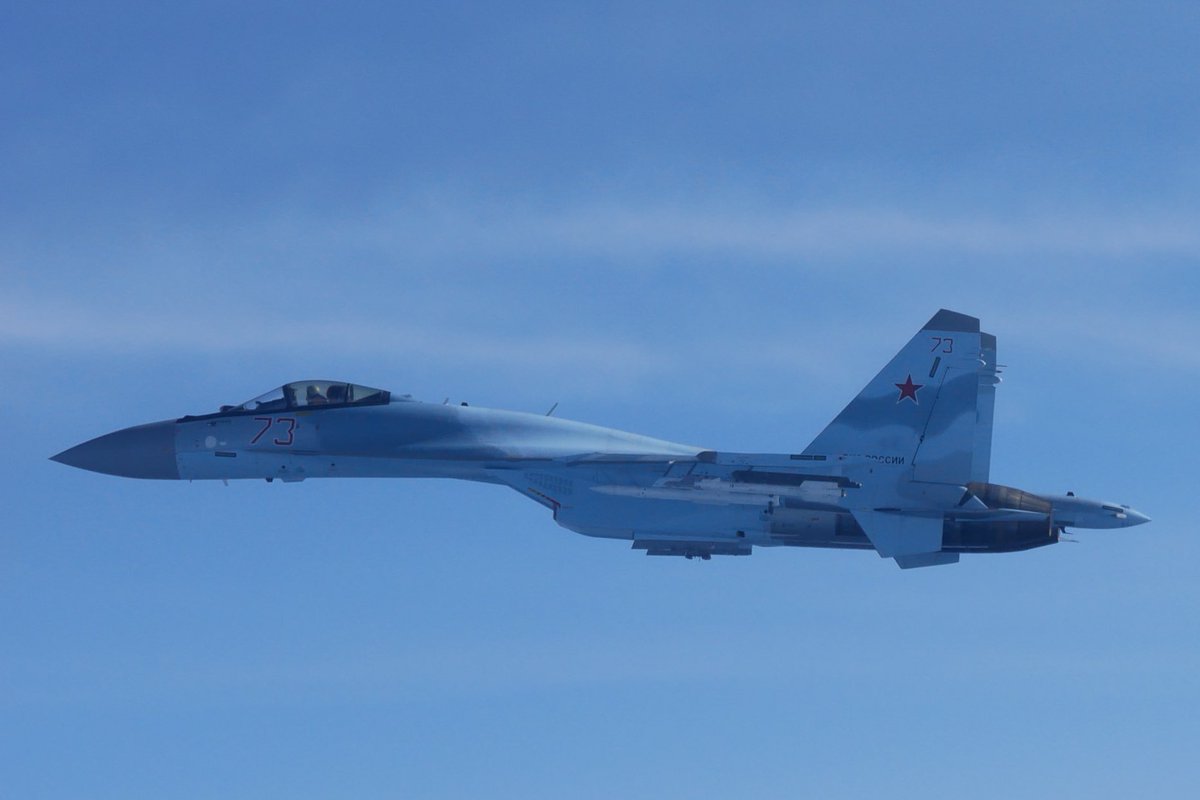 Yesterday, German Eurofighter Typhoons stationed in Amari, Estonia (Baltic Air Policing mission) took off to indentify Russian military aircraft (Il-38 escorted by Su-35S and Su-27M) over the intl airspace of the Baltic Sea.   @Team_Luftwaffe