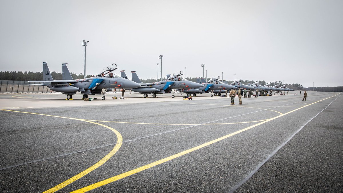 Eight U.S. Air Force F-15E and F-15C fighters with @48FighterWing and two KC-135 Stratotanker aircraft belonging to the 100th Air Refueling Wing, @RAFMildenhall, arrived at Ämari AB, Estonia to participate in the BalticTrident exercise, March 15, 2021. 