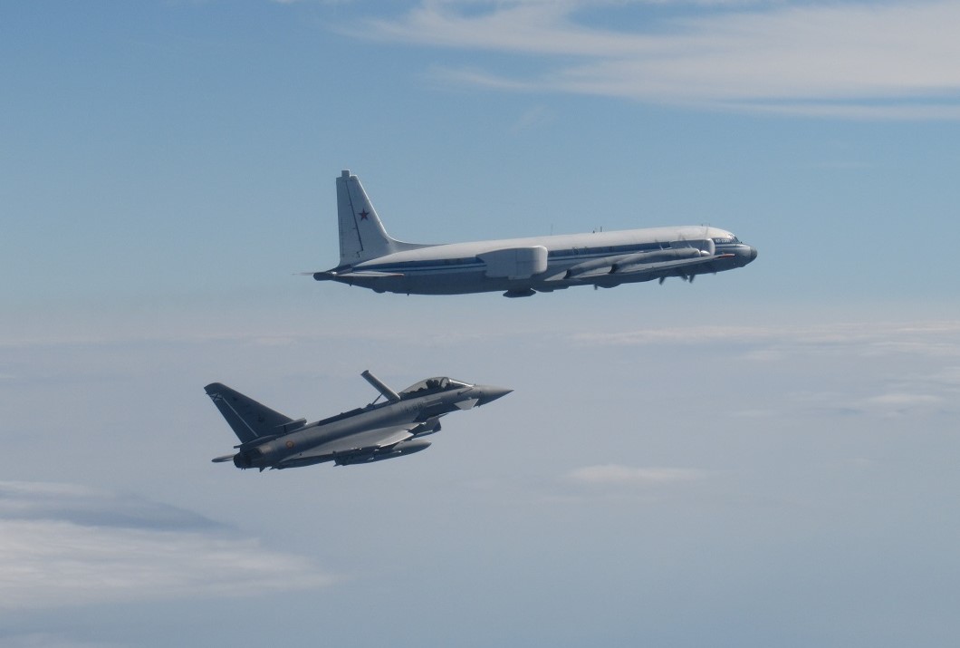 Spanish fighters on the @NATO Air Policing mission scrambled to identify aircraft over a busy Baltic Sea on 29 July. The Russian IL-22 PP MUTE electronic warfare aircraft failed to file a flight plan or connect with air traffic control. Air Policing keeps the skies safe for all