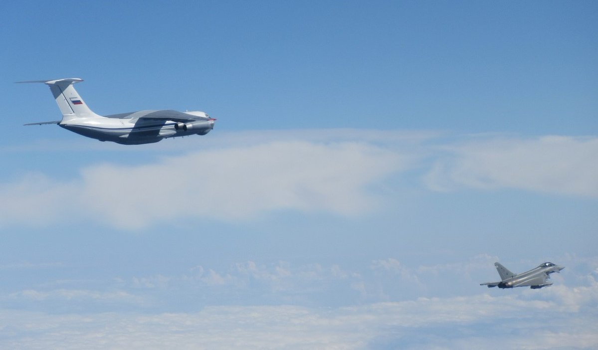 Spanish fighters on the @NATO Air Policing mission scrambled to identify aircraft over a busy Baltic Sea on 29 July. The Russian IL-22 PP MUTE electronic warfare aircraft failed to file a flight plan or connect with air traffic control. Air Policing keeps the skies safe for all