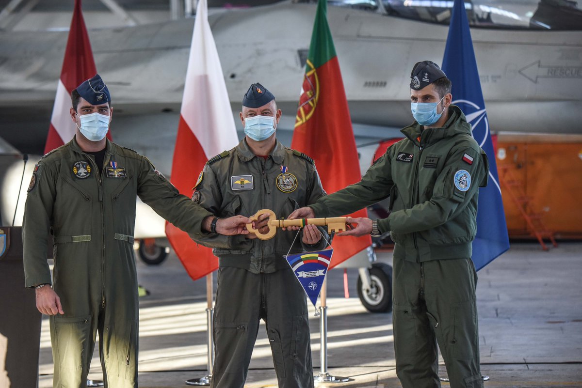 Polish Ministry of National Defense: Today, soldiers of the Polish Military Contingent Orlik10 are starting their duty in Lithuania as part of #BalticAirPolicing. For 4 months, the Polish F16 will guard the airspace in Lithuania, Latvia and Estonia