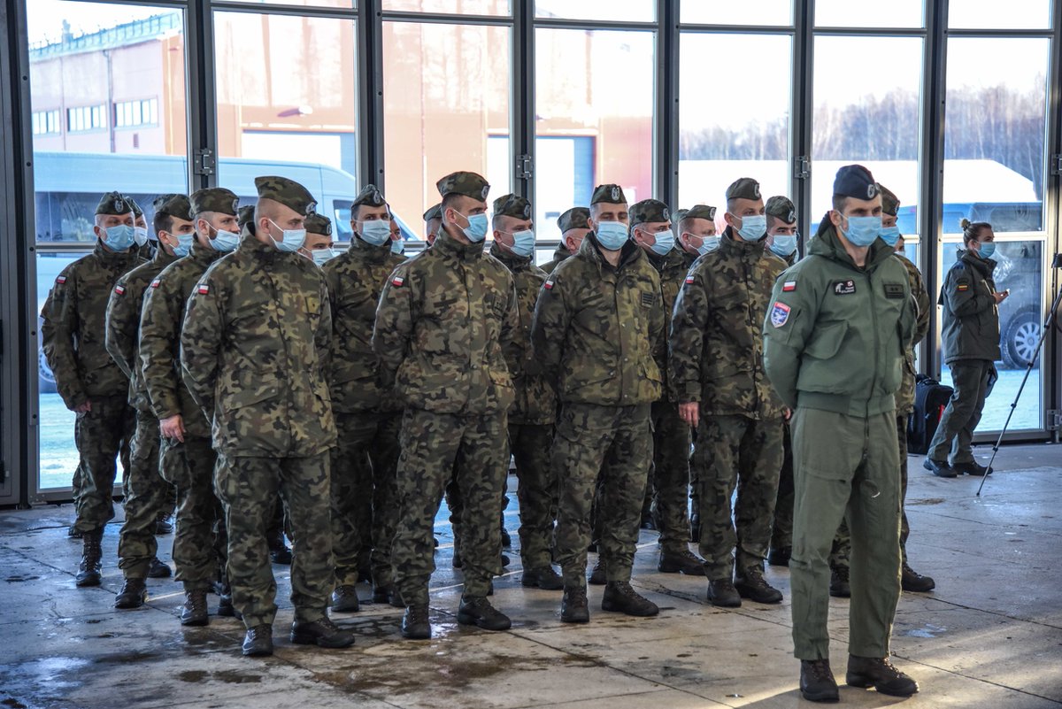Polish Ministry of National Defense: Today, soldiers of the Polish Military Contingent Orlik10 are starting their duty in Lithuania as part of #BalticAirPolicing. For 4 months, the Polish F16 will guard the airspace in Lithuania, Latvia and Estonia