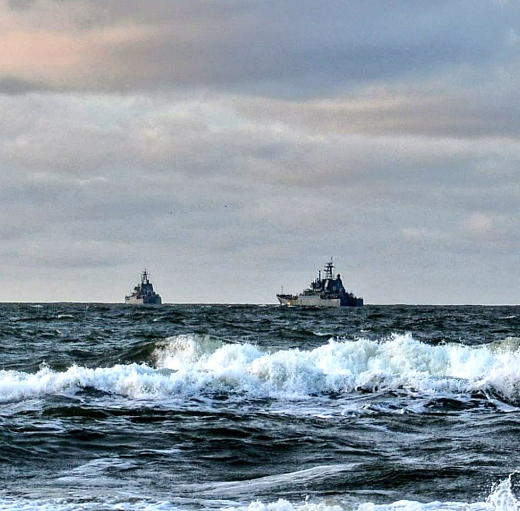 All three Russian Baltic Fleet Ropucha-class heavy landing ships departed Baltiysk during this afternoon and evening