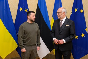 Ukrainas president Zelenskij träffade Estlands president