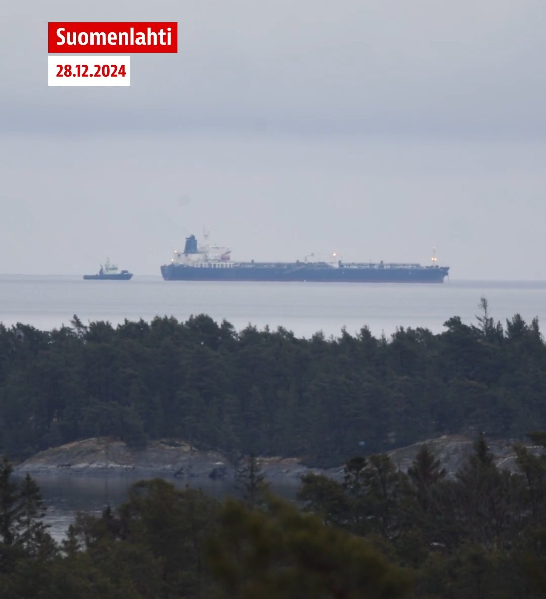 Finnish Police confiscates the Eagle S tanker and it is currently being moved to Kilpilahti oil harbor in Porvoo with the help of tugs. Transfer operation has started on Saturday around 10:50 am